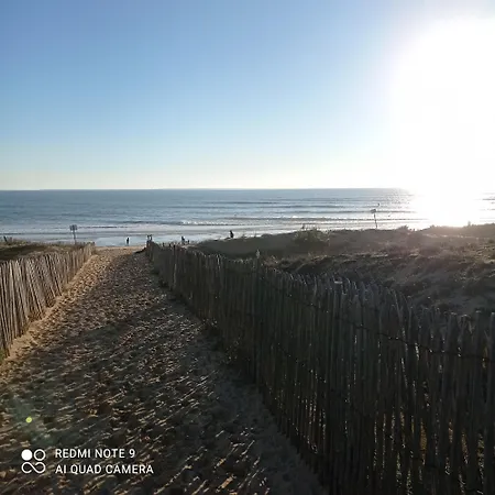 Maison De Pres De La Tranche Sur Dom wakacyjny *